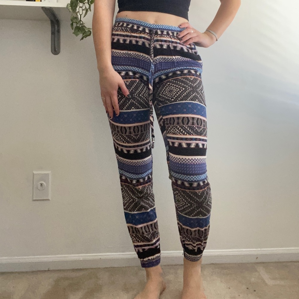 Patterned joggers